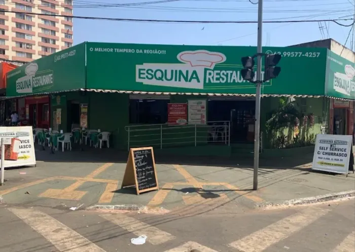 Contratamos atendente para jantinha