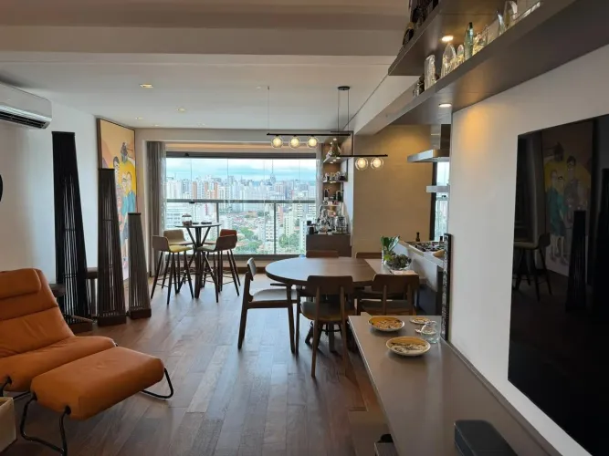 APARTAMENTO À VENDA NA VILA MARIANA - 2 SUÍTES, 2 VAGAS DE GARAGEM.