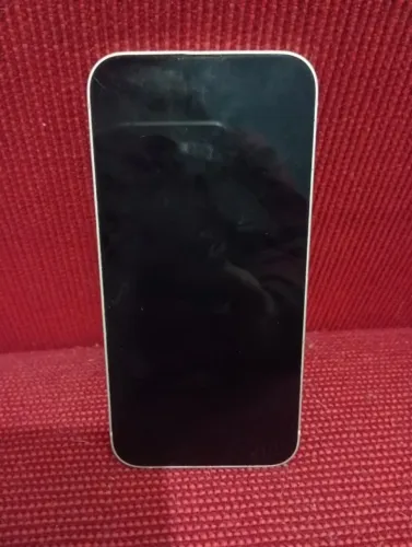 Iphone 14 - Sem detalhes.