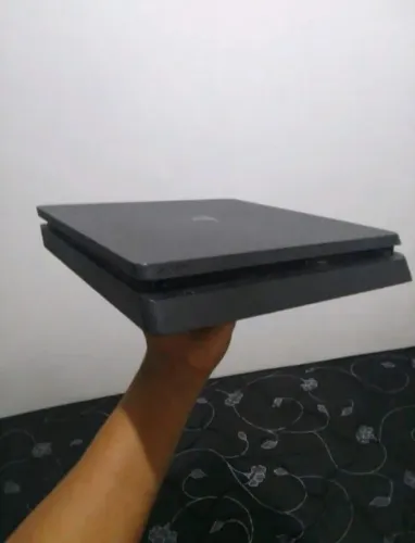 PS4 + TV