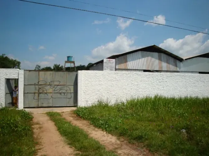 GALPÃO NA BR 316