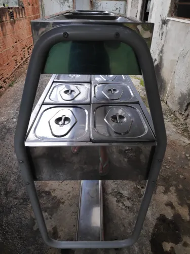 Buffet quente e frio 