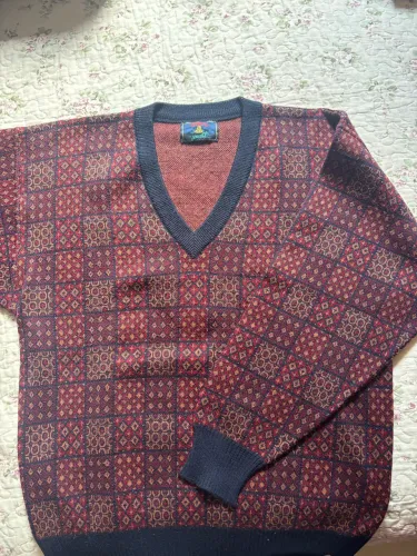 suéter vermelho vintage