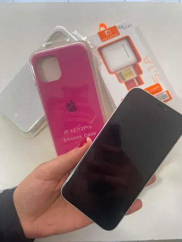 iPhone 12