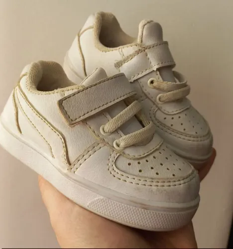 Tenis tamanho 22 Riachuelo