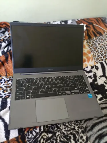 Notebook Samsung Book -Core i5 11Geração -Peças ou reparo