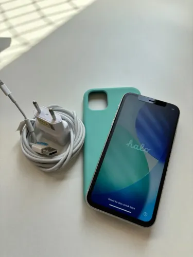 Apple iPhone 11 128GB Branco Ótimo Estado de Conservação
