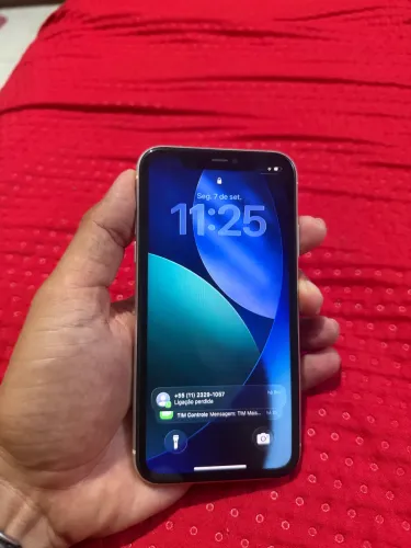 iPhone 11