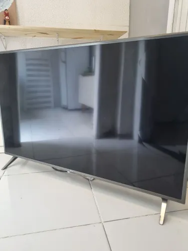 Tv 50" lg ( com defeito )