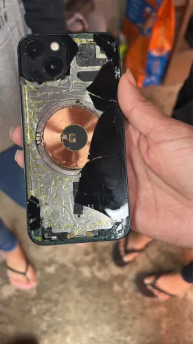 iPhone 13
