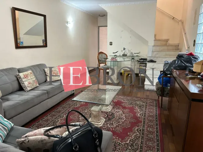 Sobrado disponível para venda localizada no bairro do Tatuapé!!