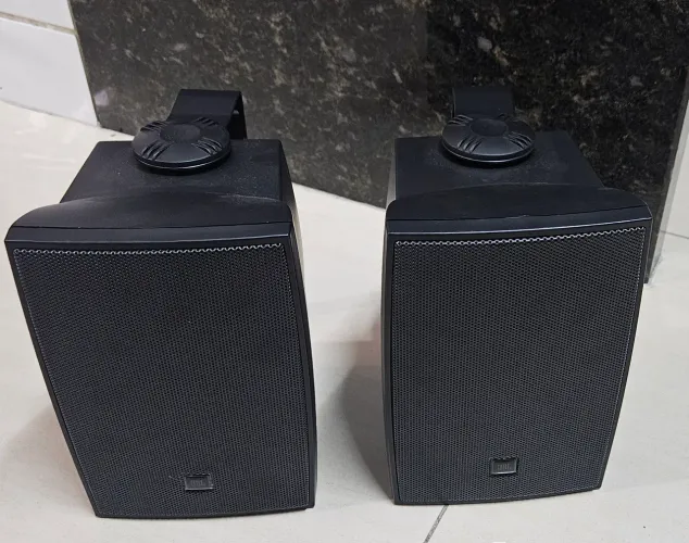 Caixa De Som Acústica Passiva Jbl C321p Par Preta.