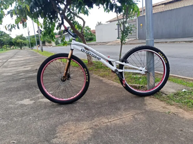 Bike trial marca Drop aro 26
