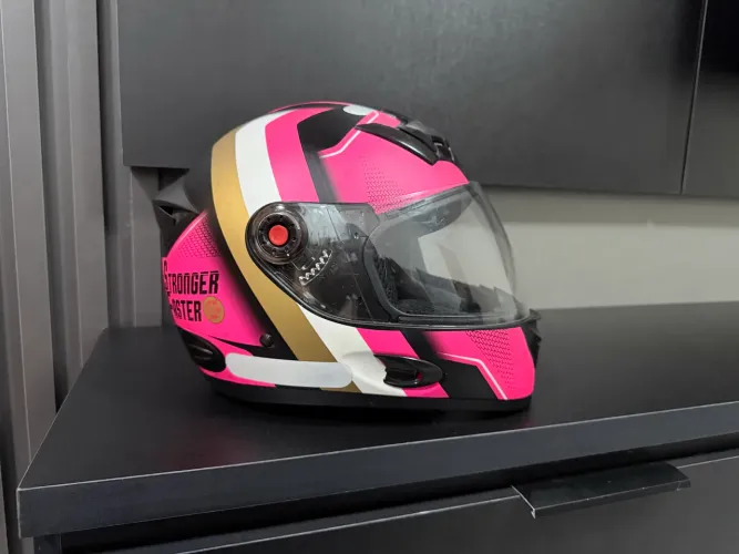 Capacete