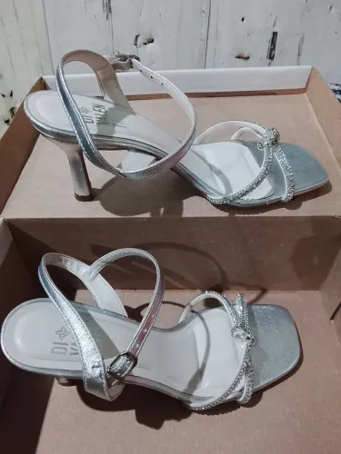 Vendo salto semi novo