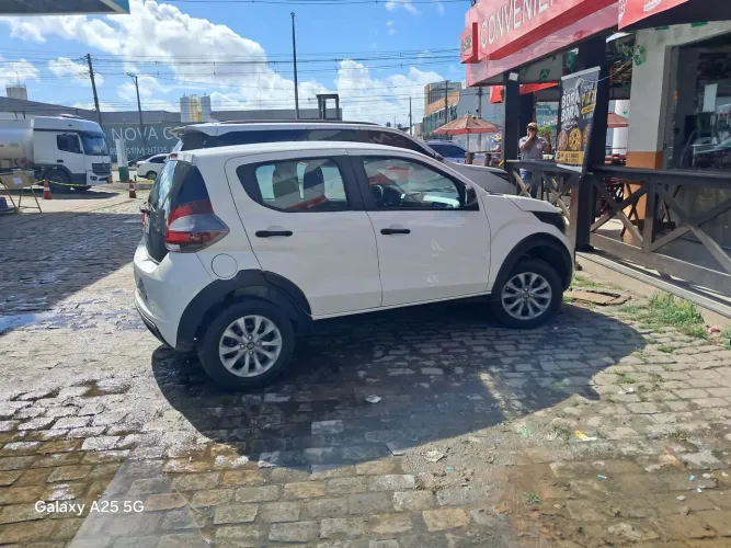 Fiat Mobi Like 1.0 Fire Flex 5P. 2024