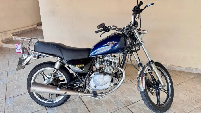 Suzuki Intruder 125