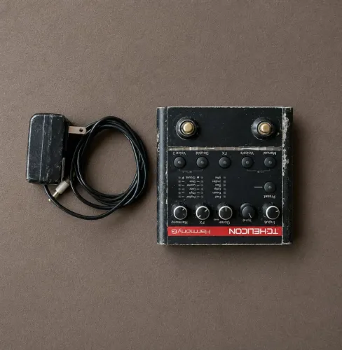 Pedal de Voz - TC-helicon G