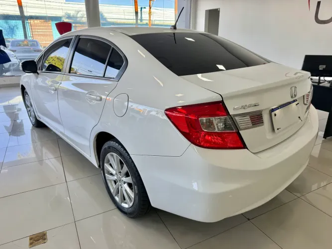 Honda Civic Sedan LXR 2.0 Flexone 16V Aut. 4P 2014