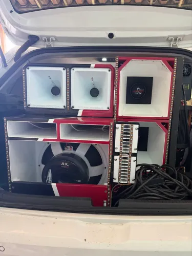 Vende-se Caixa trio 