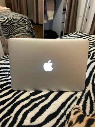 MacBook Pro Retina 13? 2014 - Intel Core i5, 8GB RAM zerado