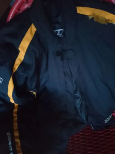 Vendo jaqueta de andar de moto X11
