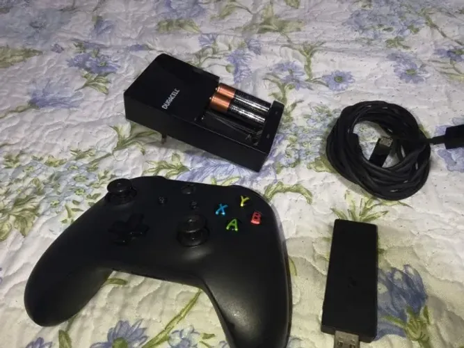 controle xbox one original + receptor + pilhas recarregáveis