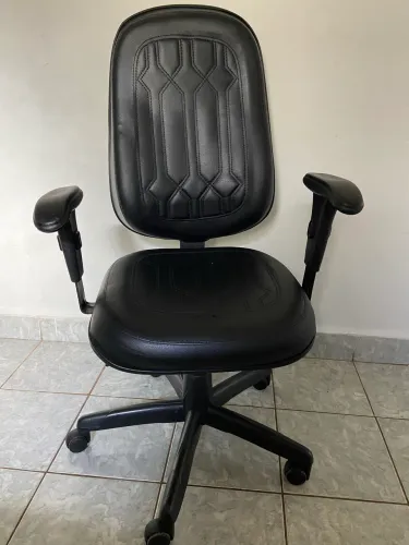 Cadeira giratória