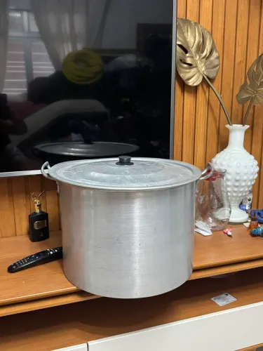 Tacho de alumínio do grande 