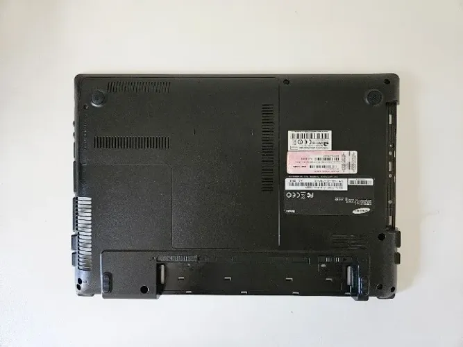 Carcaça Inferior Samsung Rv419 Rv411 Rv415 Rv420