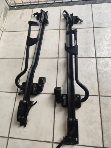 Transbike de Teto Thule Pro Ride 598 Semi Novo