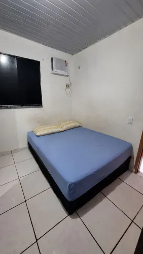 Cama Box casal Usada