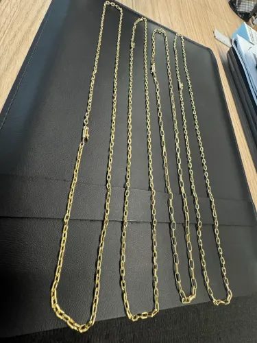 Cordão de ouro (Cadeado / Baguete) (70 centímetros )