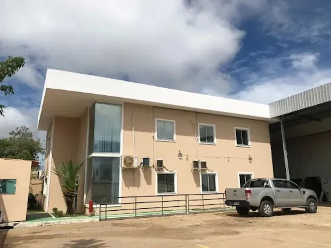 Galpão para alugar, 750 m² - Novo Cavaleiro - Macaé/RJ