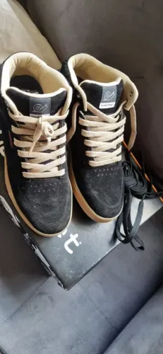 Tênis landfeet 41 novo ENVIO OLX