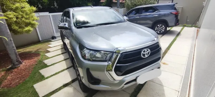 Toyota Hilux CD SRV 4X4 2.8 TDI Diesel Aut. 2021
