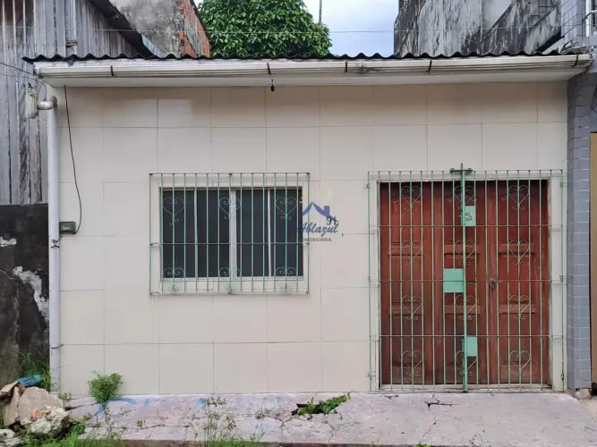 VENDO CASA NO BAIRRO DA CONDOR, 2 QUARTOS SENDO 1 SUÍTE, 75 M²