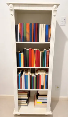 Estante de livros