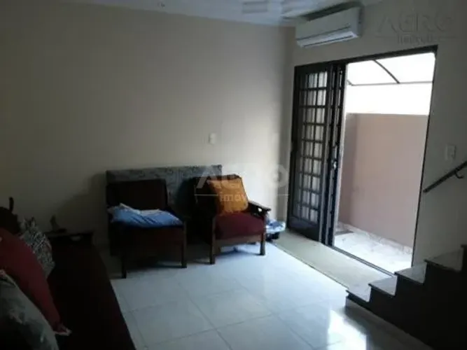 Sobrado com 2 dormitórios à venda, 154 m² por R$ 298.500,00 - Vila Alto Paraíso - Bauru/SP