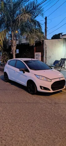 Ford Fiesta 1.6 16V Flex Mec. 5P 2014