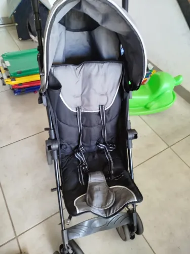 Carrinho bebe Cosco , estilo guarda chuva