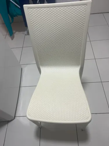 Cadeiras pvc branca. Tramontina