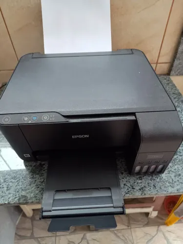 Vendo uma Impressora Epson L3110 Multifuncional Ecotank , passando o papel. LEIA.