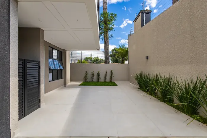 Sobrado para venda com 155 metros quadrados com 3 quartos em Juvevê - Curitiba - PR