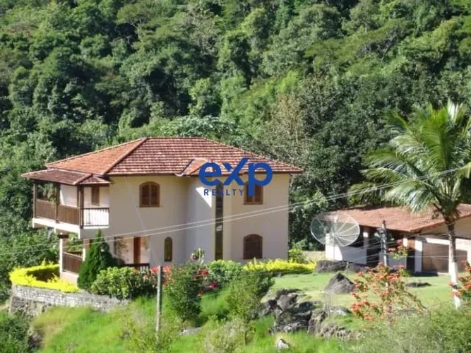 VENDO GRANDE SITIO EM CASEMIRO DE ABREU=RJ