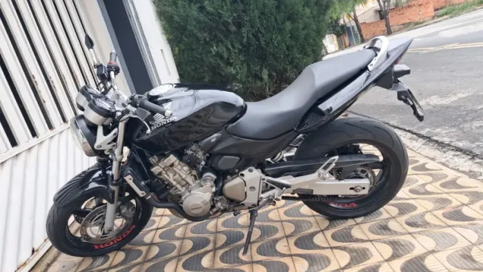 CB 600F Hornet