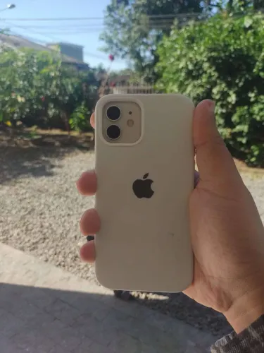 IPHONE 12 NOVO