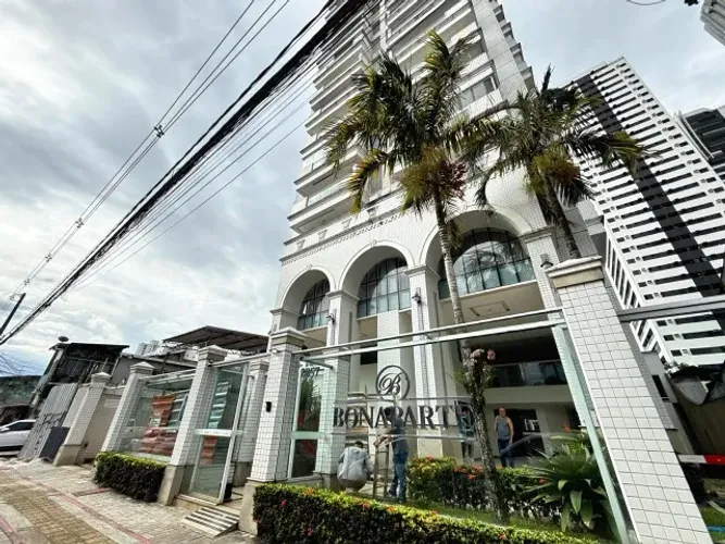 Moura Gestor Imobiliario Aluga Apartamento 3x4 no Edificio Bonaparte, Marco, Belém, Pa
