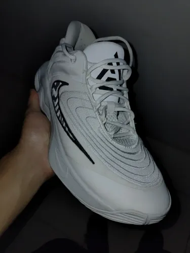 Giannis Immortality 4 - Triple White