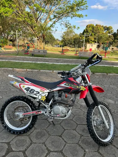 Crf 230 extremamente conservada